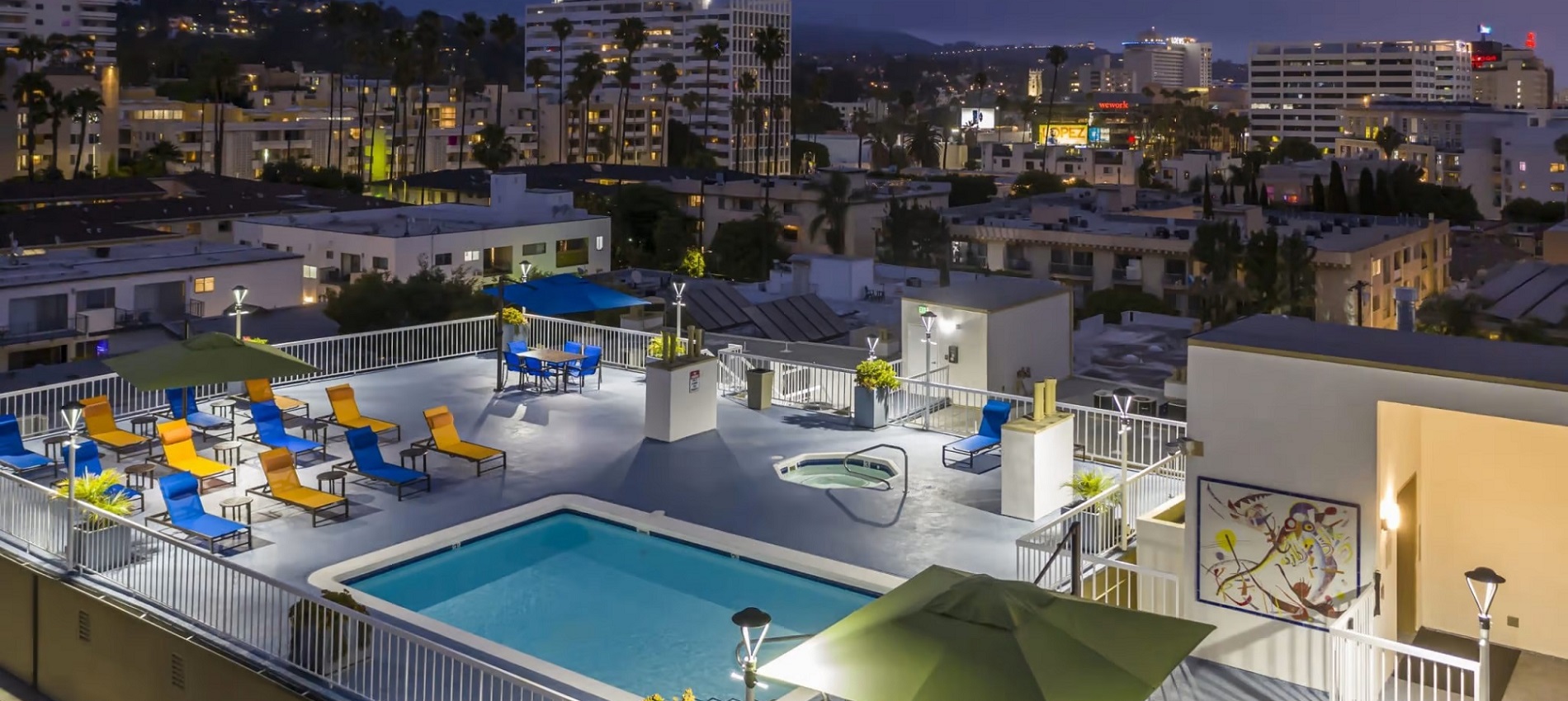 Francis PM's Hollywood, California Community Photo